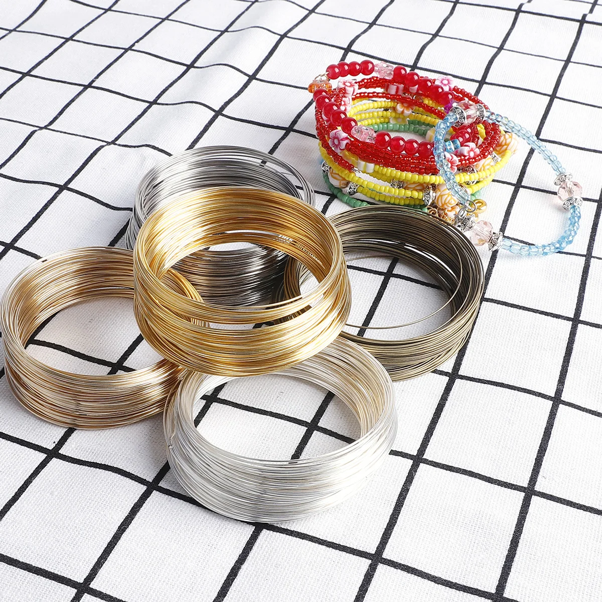 100Loops 0.6mm Memory Wire Bra - Jewelry Making Gold Wire recension och pris